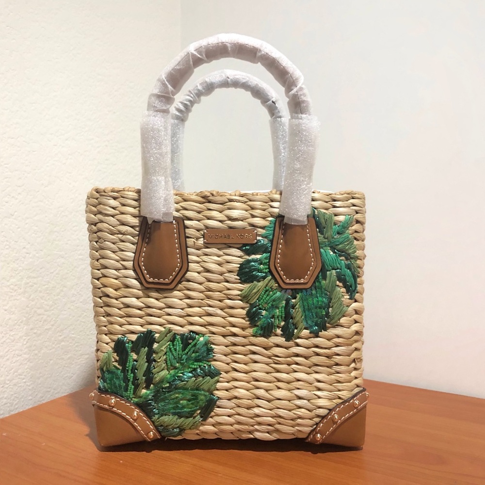 MICHAEL KORS MALIBU MD MESSENGER